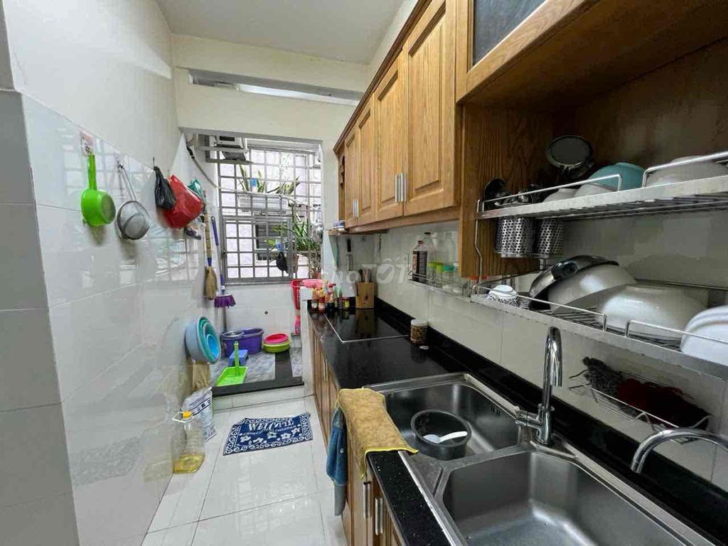 Rent a three-size Meadow Oil View Trương Vĩnh Ký 10 million a month.