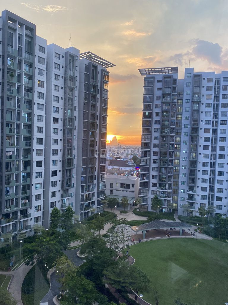 Eel Celladon City, right here, Marnikov Tân Phú, three bedrooms, two toilets.