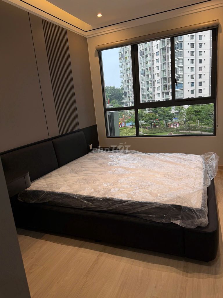 Eel Celladon City, right here, Marnikov Tân Phú, three bedrooms, two toilets.