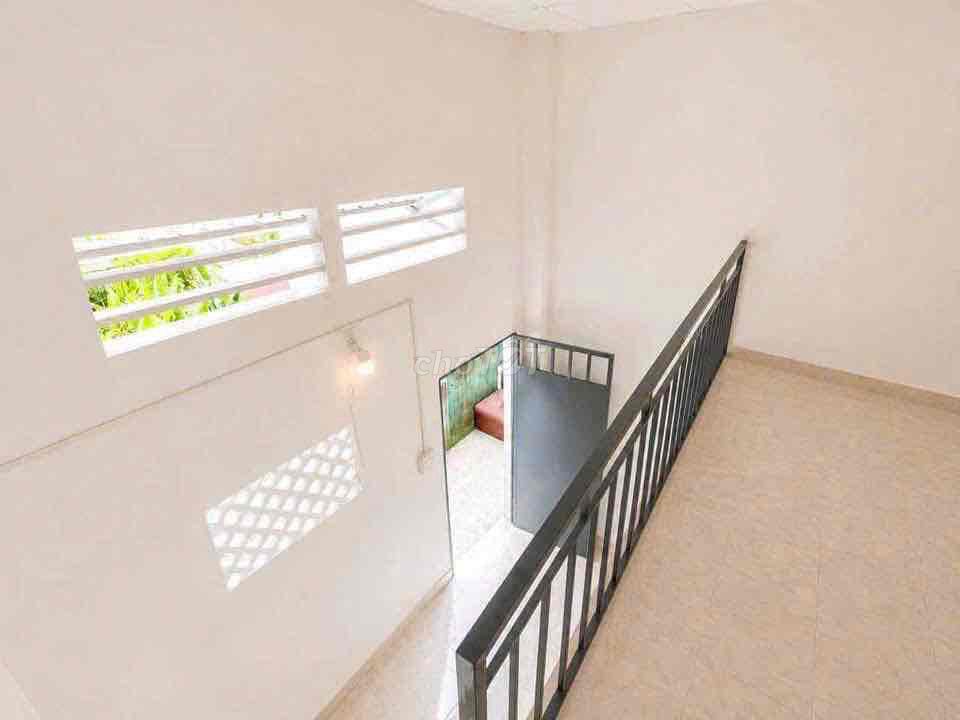 Rent a motel near the bank, spkt, college village