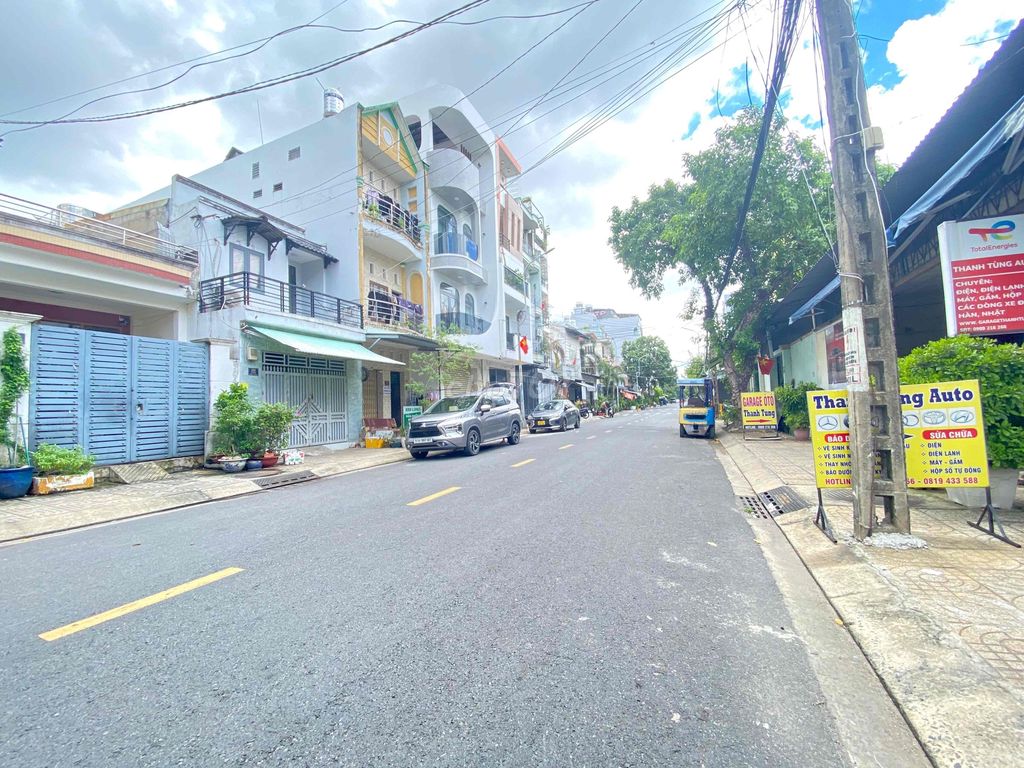 Renthouse 4 x20 meters.1 floor.nnb Ỷ Lan.