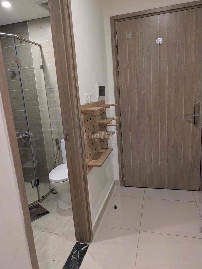 Rent studio full interior - 5.5 million a month.