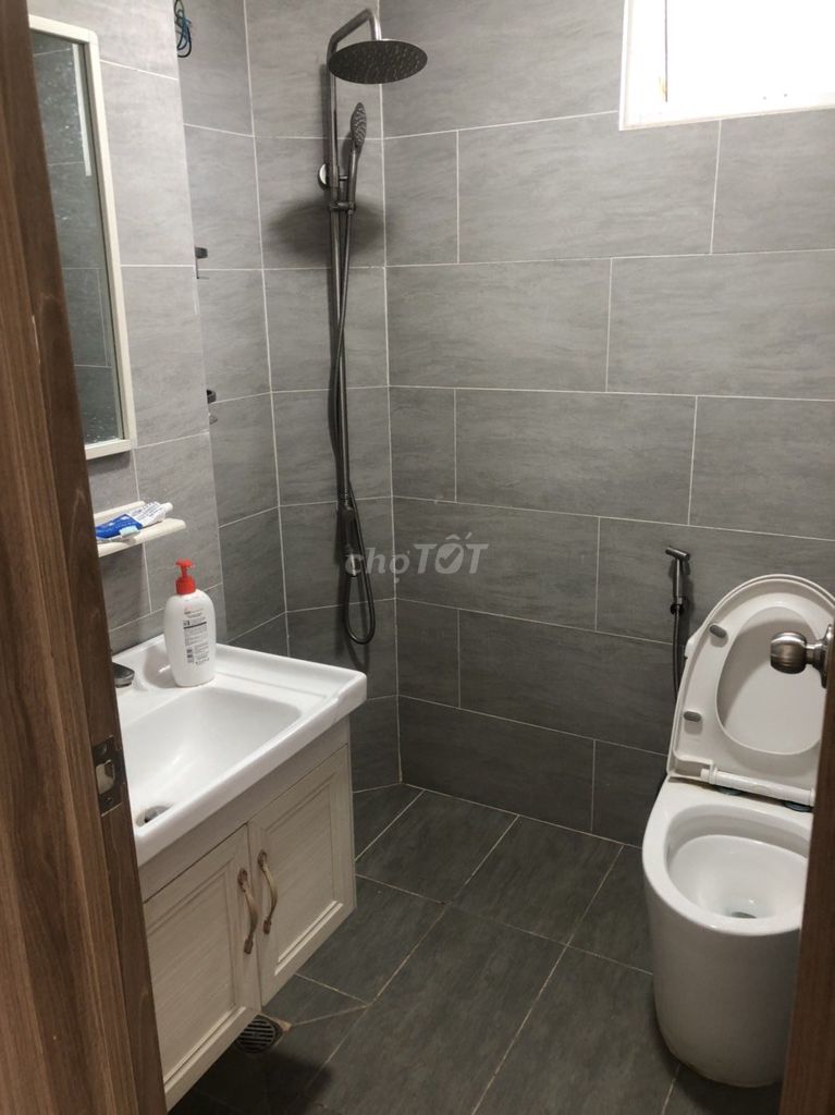 Citisoho 2 bedrooms 2 full-in-house furniture at 7.5 million a month in District 2.