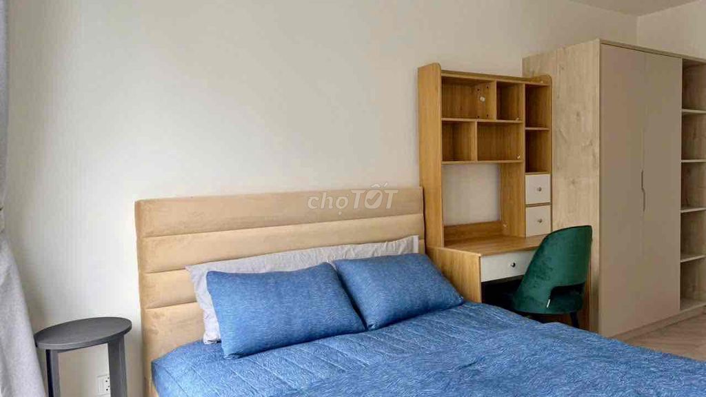 Deal 12 million: Two bedrooms. Two Masteri Centre Point toilets. Full interior.