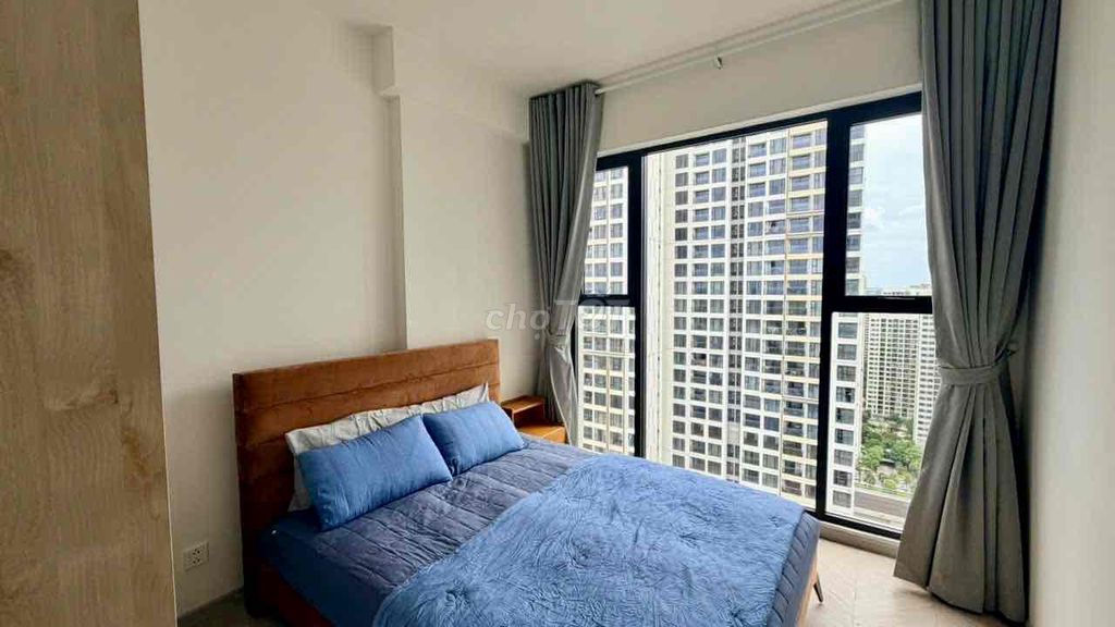 Deal 12 million: Two bedrooms. Two Masteri Centre Point toilets. Full interior.