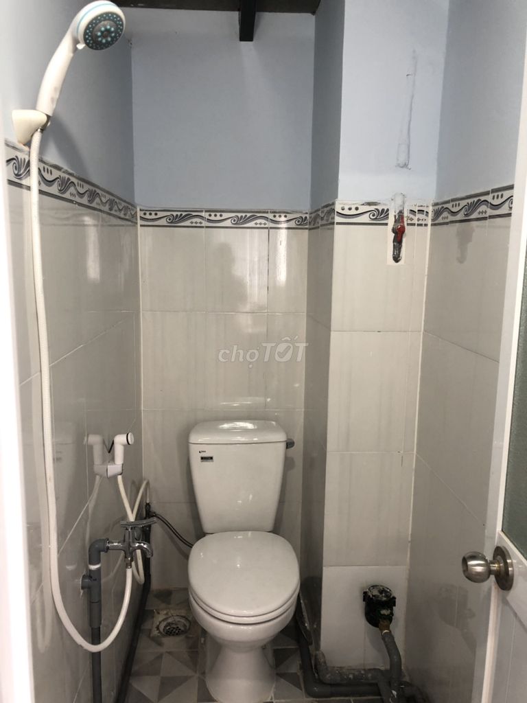 Rent a Lưu Hữu Phước cash room.