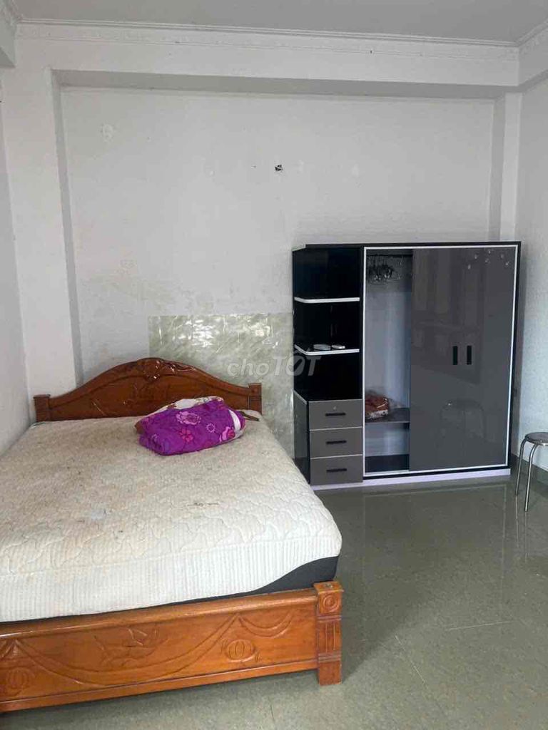 It's a big, new, clean room, maybe a couple of people.