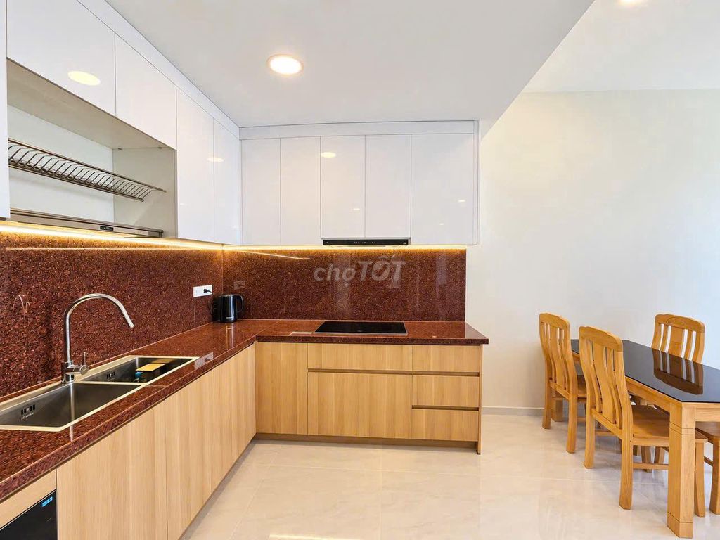 Rent the Victoria villa, full interior