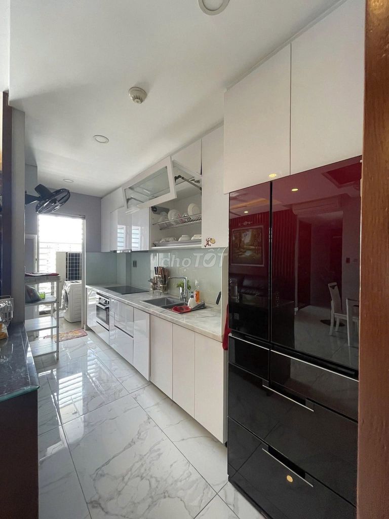 Sky Center-3 apartments cost 17.5 million a month of fine furniture, a house of 97 meters.