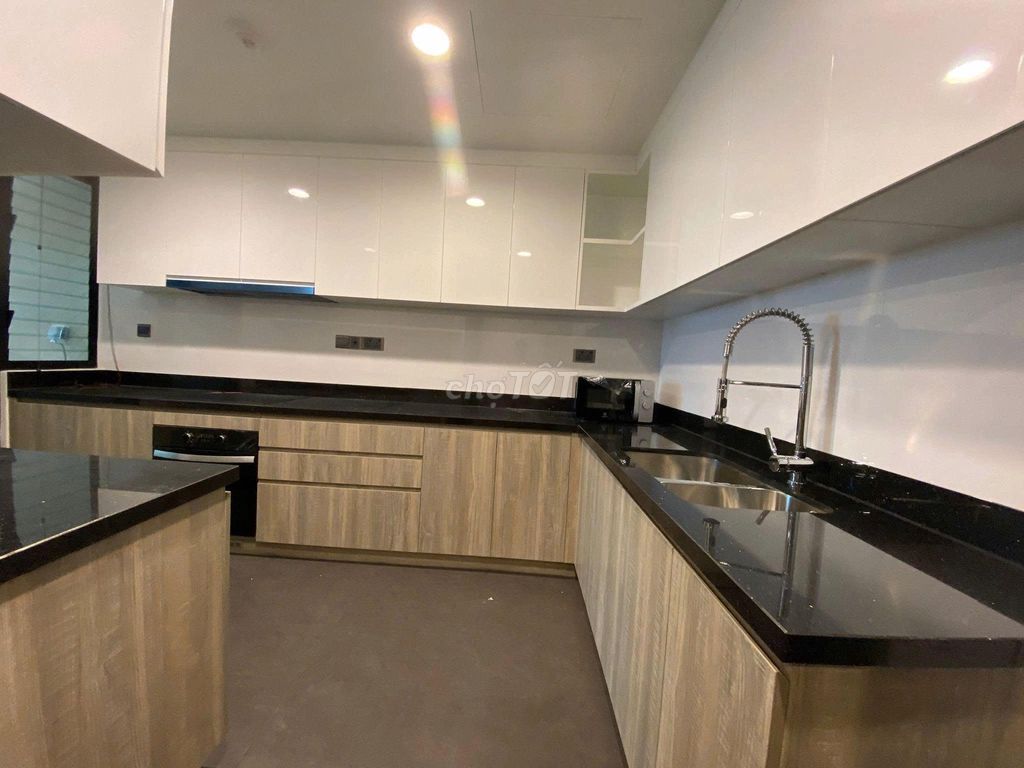 Feliz En Vista 3 bedrooms - area 109 m2 - full interior - cost 34 million per month