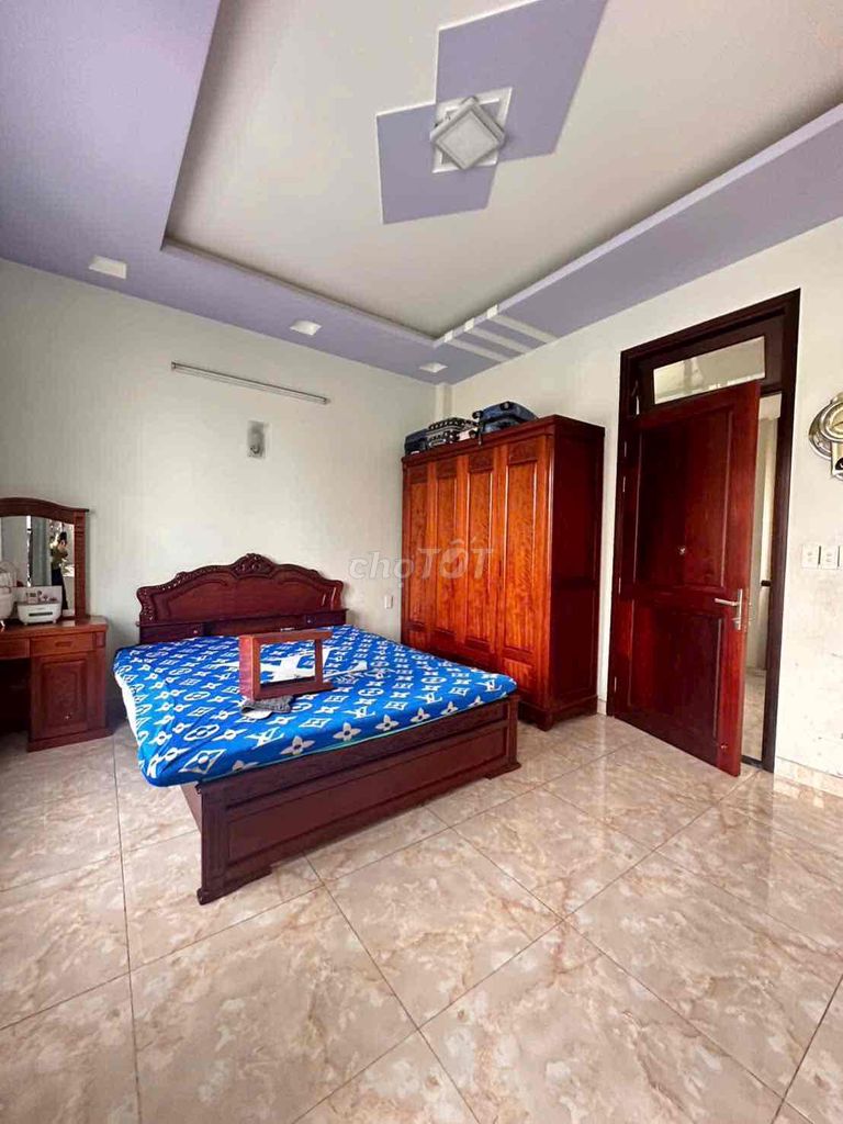 Rent house Ấp Chiến lược Bình Hưng Hoà A.