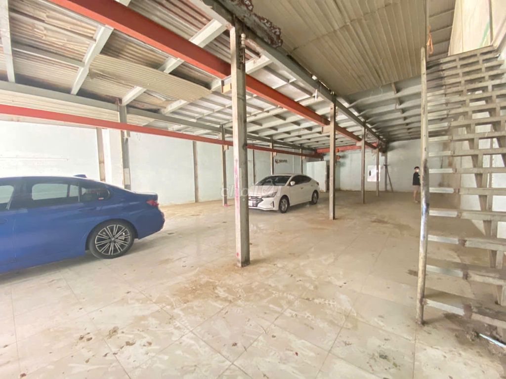 Rent house 12 x 20 meters. 4 o'clock. 8 meters near Bình Long.g.:22 million