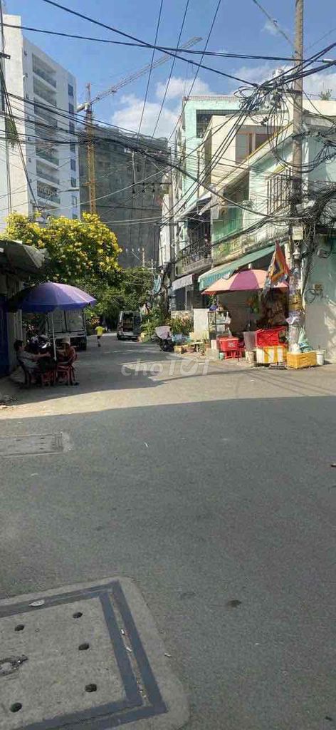 Front of số 33 at 18 outings near An Yang Market 4 meters long 2