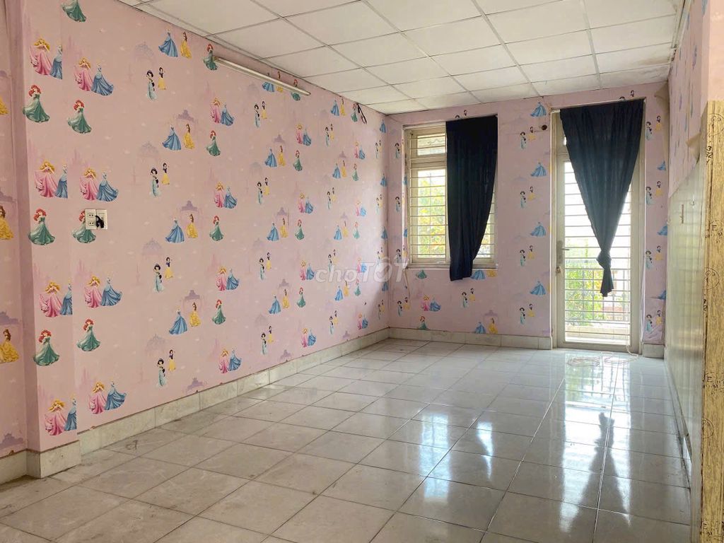 For rent 1 Lê Lư - Live FAQ: 3.5 x 18 M cast 2 floors.