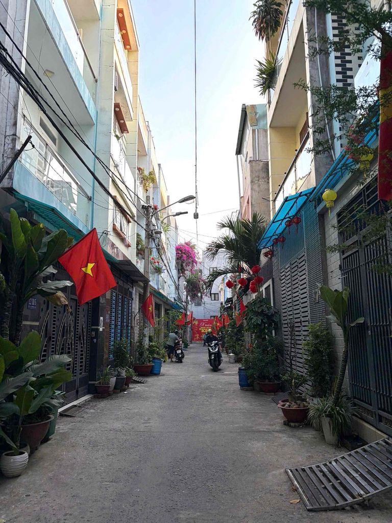 Bogey-Red House, P.8, p.h.p.k. Thủ Đức 2 alleyways 11 million.