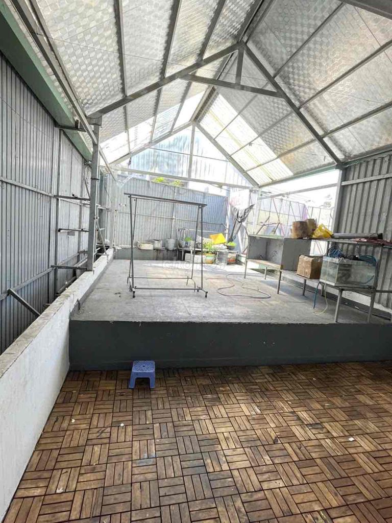 1/ Phạm Văn Chiêu alleycar