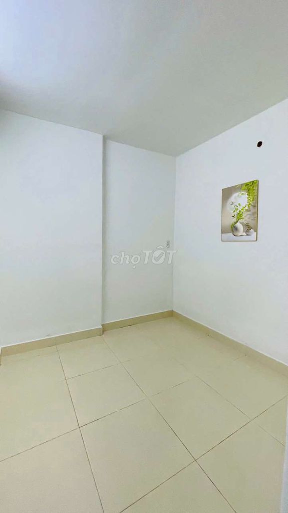 two bedrooms, two toilets, right around the turning circle.