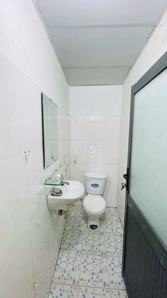 two bedrooms, two toilets, right around the turning circle.