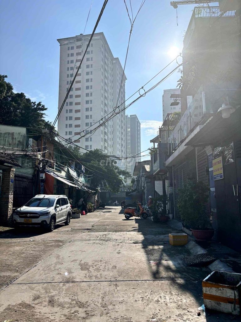 Rent the original house 713/11 An Dương Vương