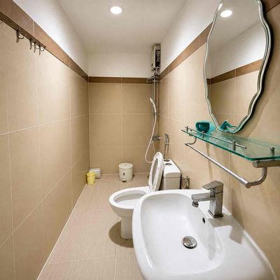 Hire beautiful house 1 .6 million 3 bedrooms