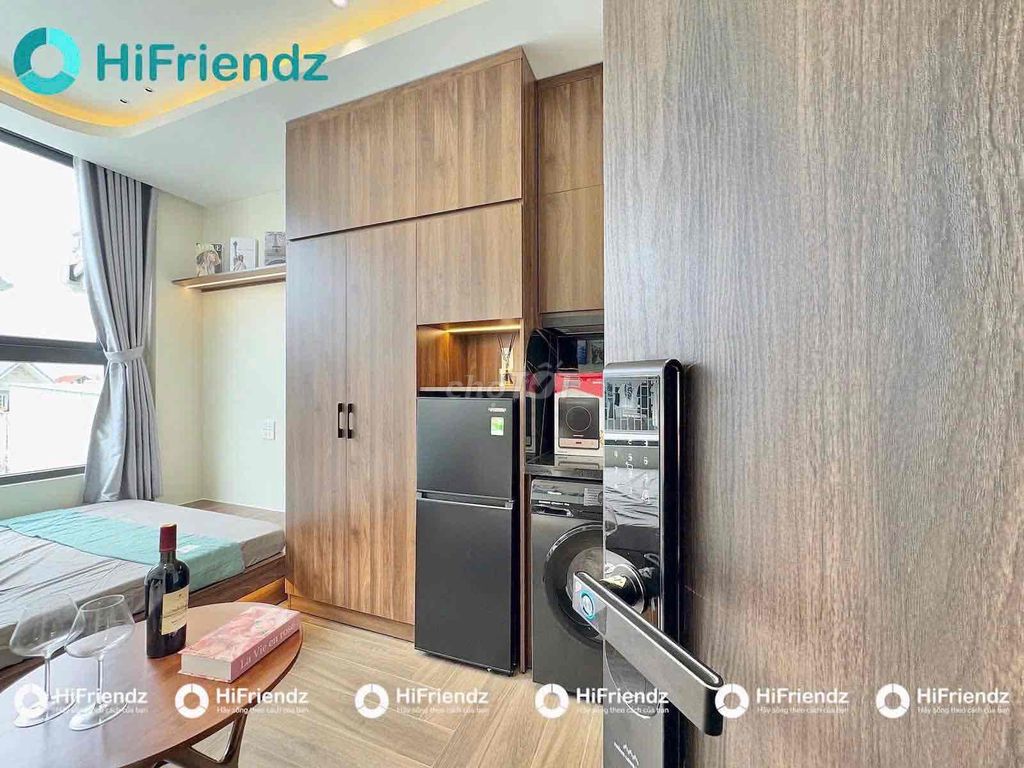 The Star of Standards 5.800,000 is 100 percent of newly constructed furniture.