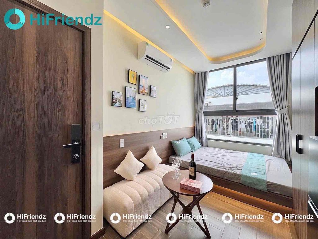 The Star of Standards 5.800,000 is 100 percent of newly constructed furniture.