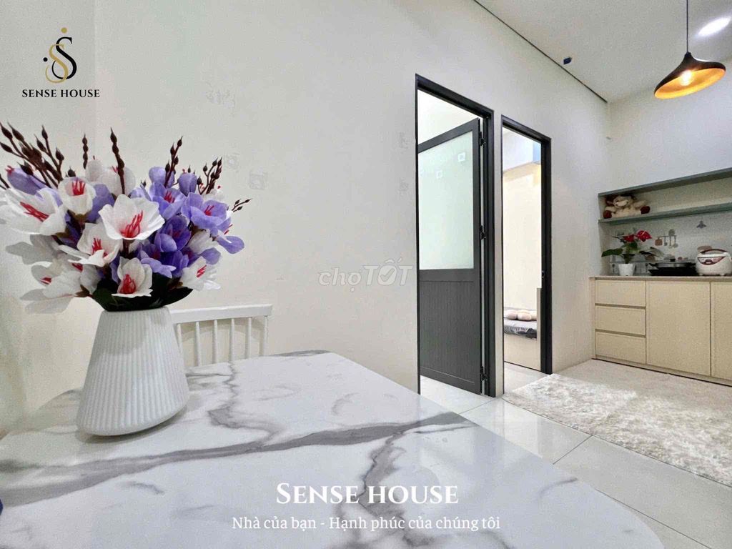 Two bedrooms and two beautiful balconys in the semi-frequency