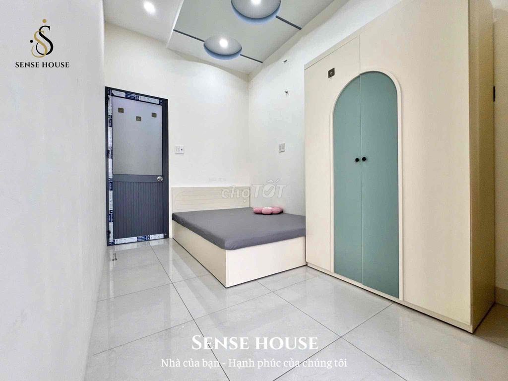 Two bedrooms and two beautiful balconys in the semi-frequency