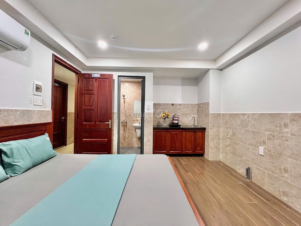 The new senior suite is near the state-of-the-art facility.