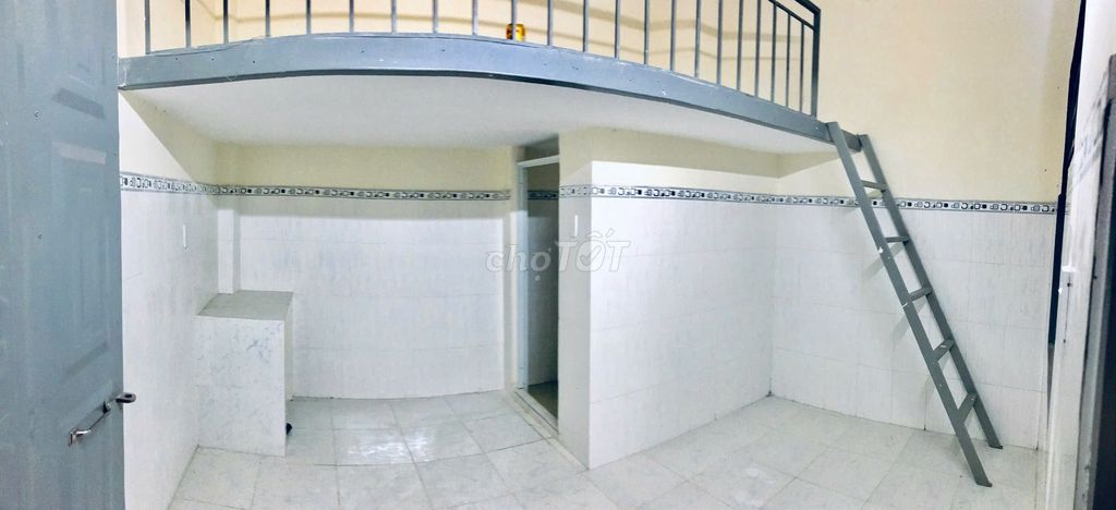 Rent the Phan Huy Ích- with the cash room-- no deposits-- the owner.