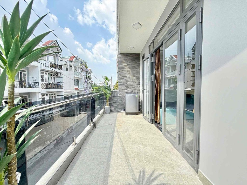 The new balcony is 100% Full Seven, right near Mathe Mall Bình Tân.