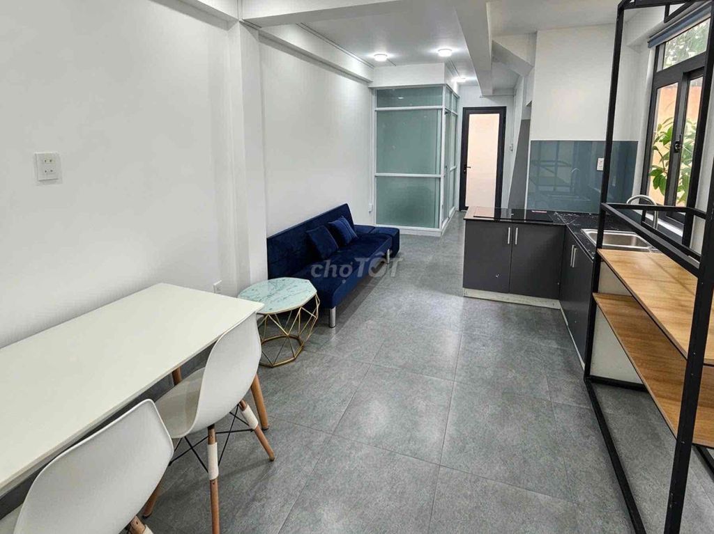 Rent the apartment full of furniture 30 meters with open windows at Phan Văn Trị