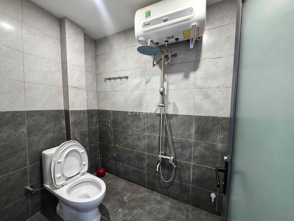 Rent the apartment full of furniture 30 meters with open windows at Phan Văn Trị