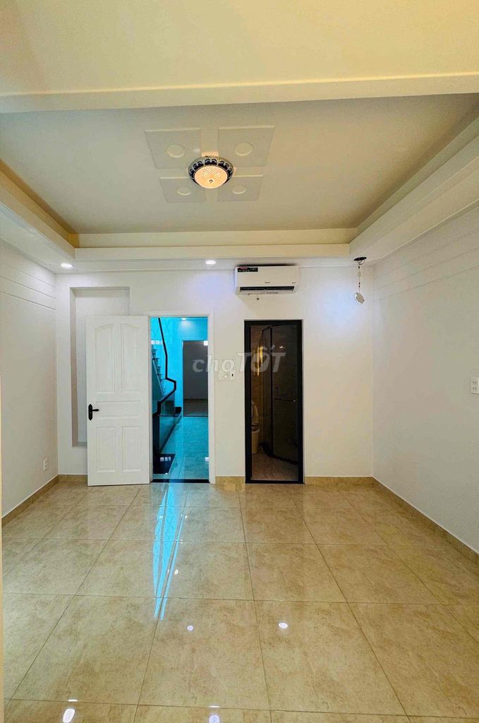 Rent the original Nguyễn Thượng Hiền, bt - 4.3 x 12 M - 5 bedroom 5 toilets