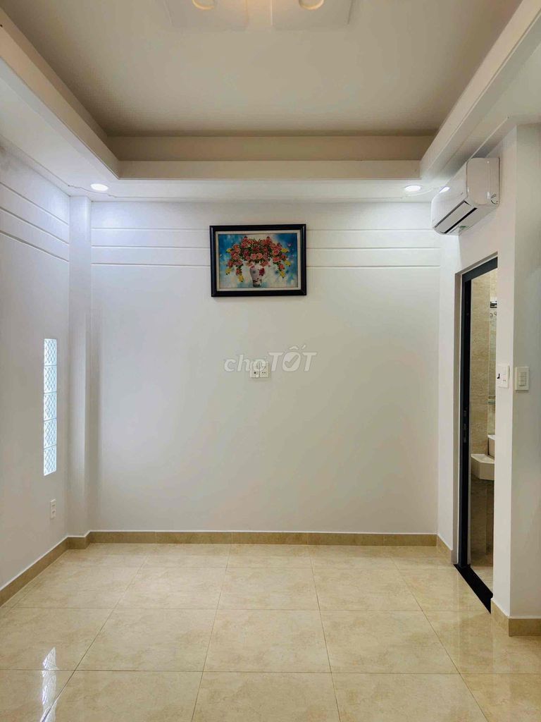 Rent the original Nguyễn Thượng Hiền, bt - 4.3 x 12 M - 5 bedroom 5 toilets