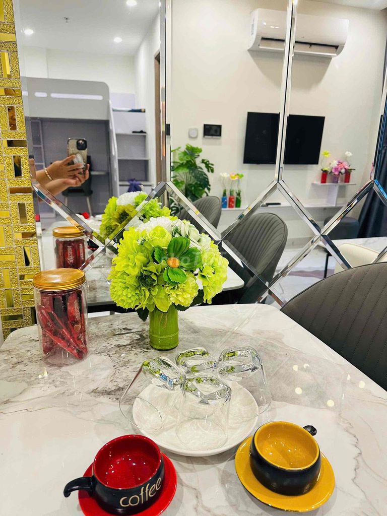 One bedroom. A The Beverly Solari - Vinhomes Grand Park toilet. High-level furniture.