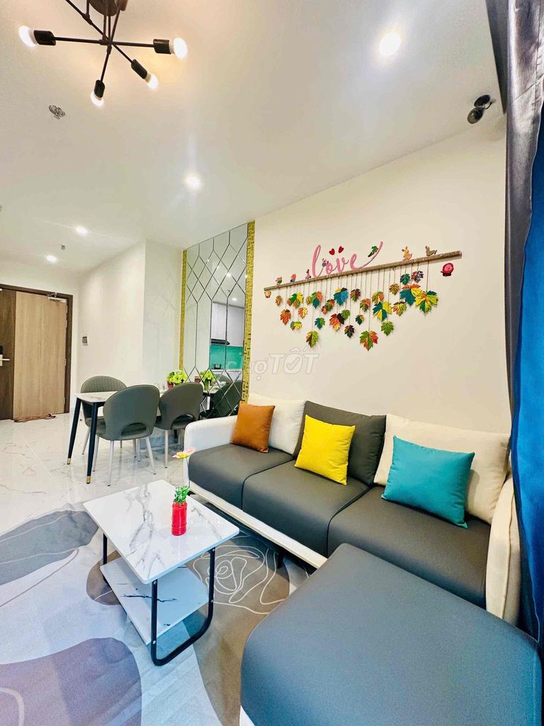 One bedroom. A The Beverly Solari - Vinhomes Grand Park toilet. High-level furniture.