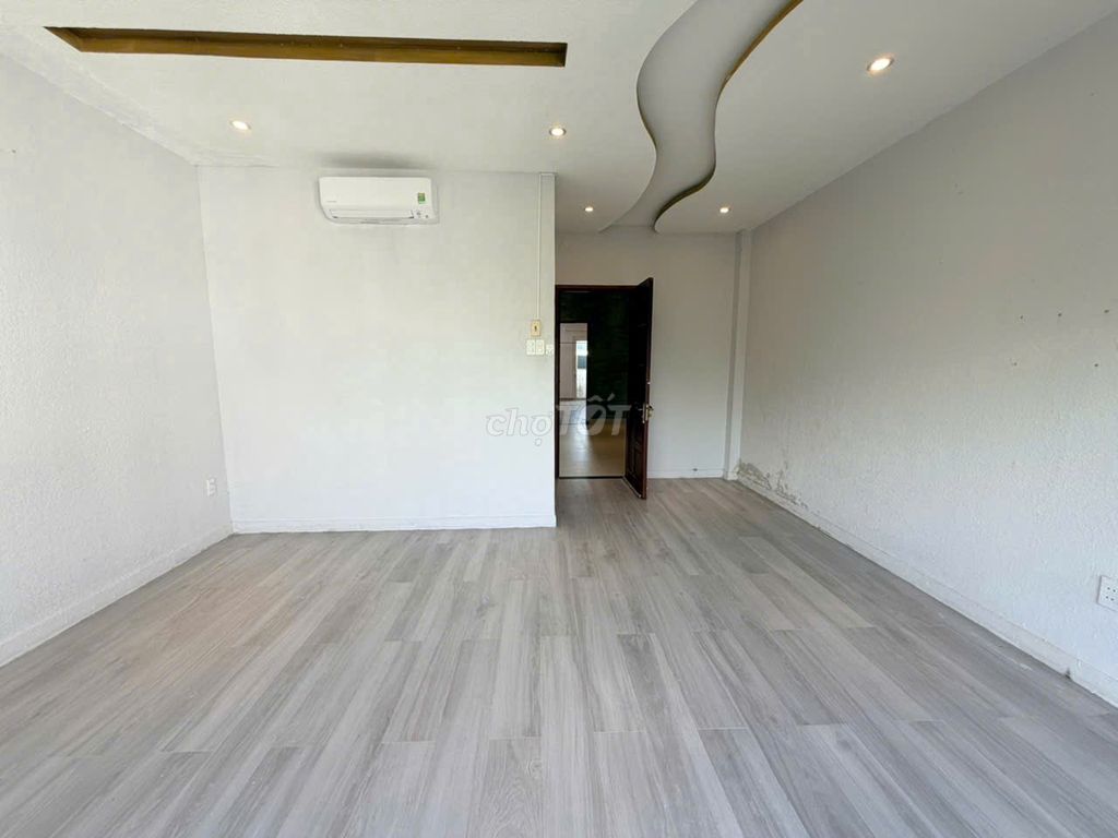 Cityland Center Hills Trần Thị Nghỉ-7.5 x20 meters. 4th floor 8 bedroom 7 toilets