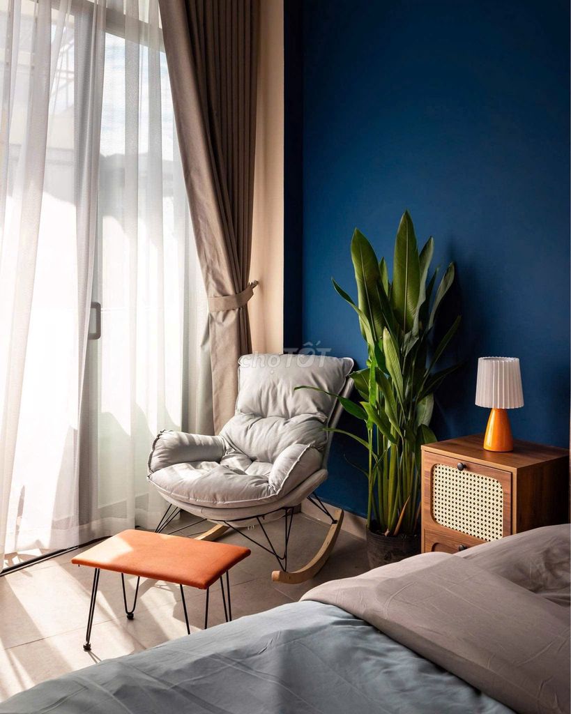 A balcony bedroom at the ESU Room.