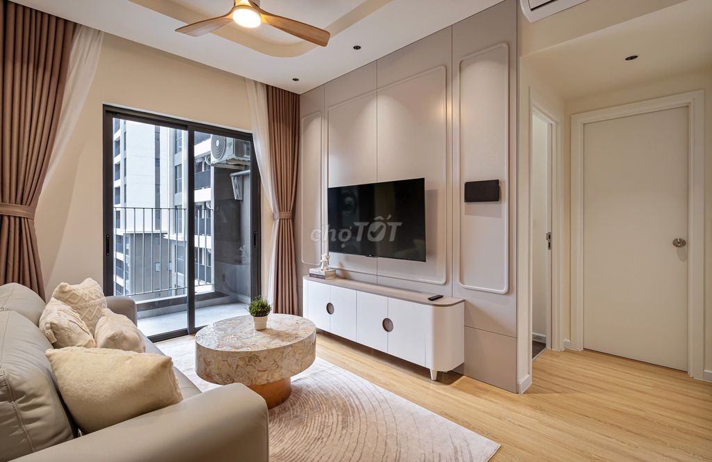 Rent a two-room Victoria Village just 18 million a month.