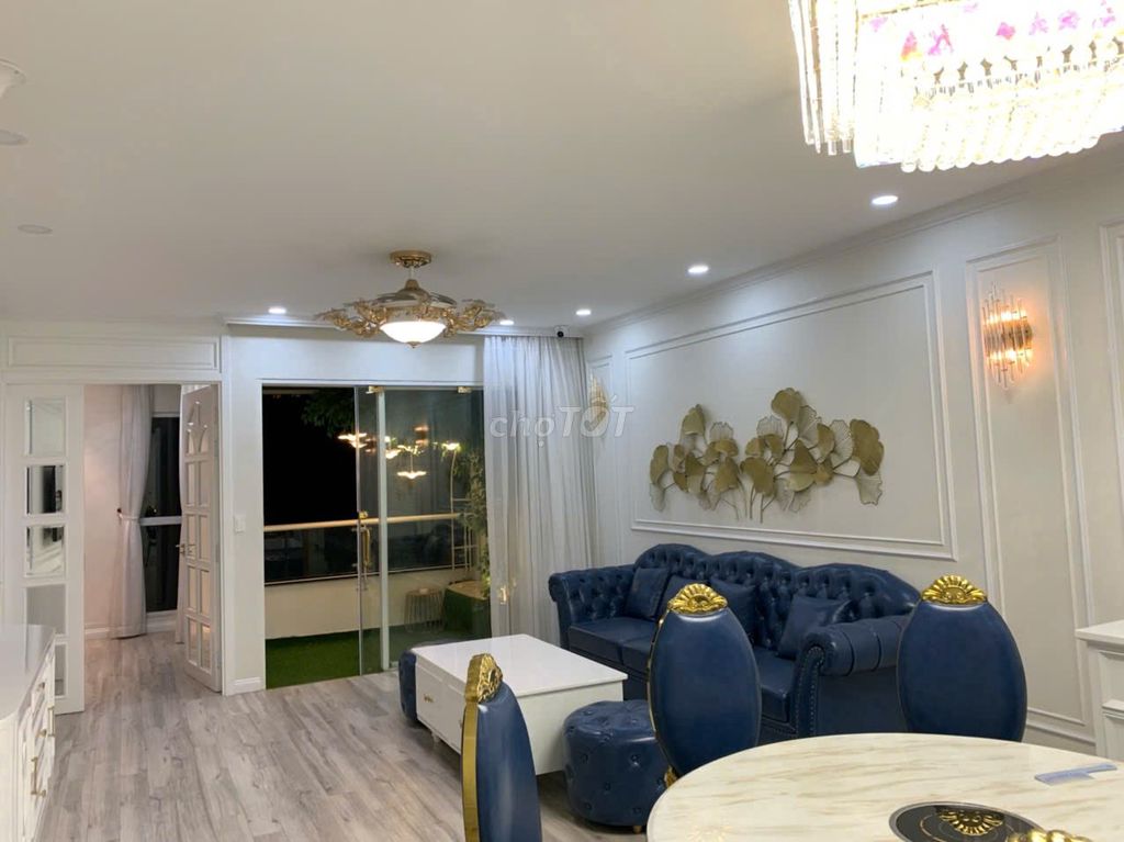 Rent Xi Grand Court-10, area: 100 meters two, three bedrooms, two toilets.