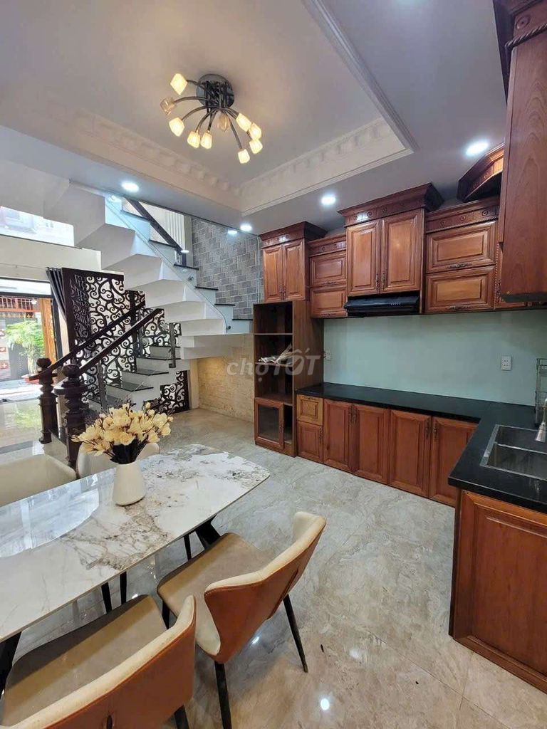 Let's rent out the Lê Đức Thọ Gò Vấp lanes (4 x25 m)-4 bedroom 6 toilets - 16 million a month