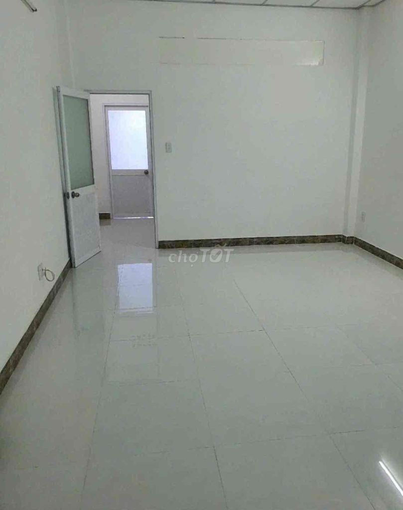 8 meters. Nguyễn Trọng Trí