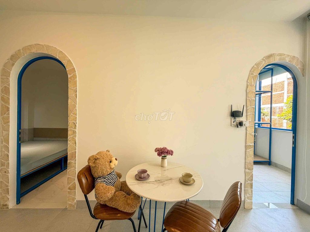 Two bedrooms only 100 percent from 6.3 million.