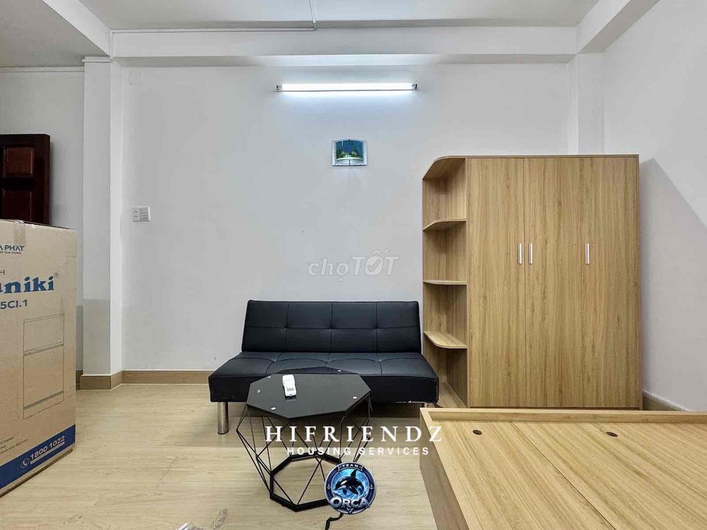 mini window flat full interior floor vehicle