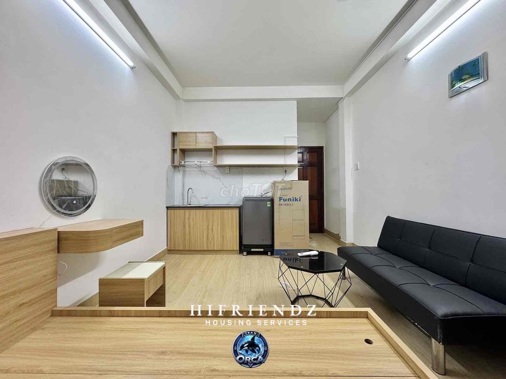 mini window flat full interior floor vehicle
