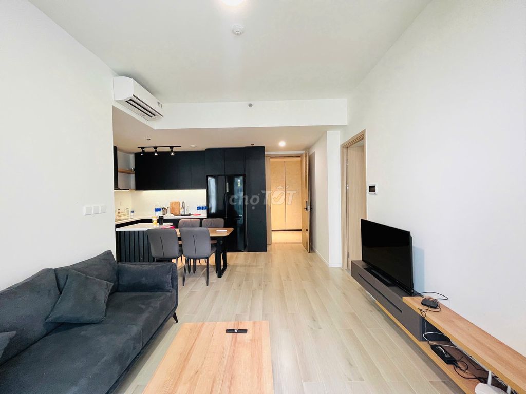 Rent the two bedrooms at the Grand Park McpVomes