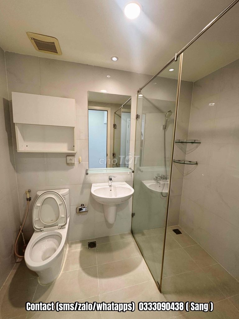 The key is ready to rent two bedrooms, two Masteri An Phú toilets, at 23 million nets.