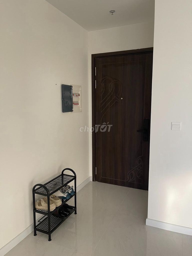 Rent a two-size, super-looking interior room at Victoria Village.
