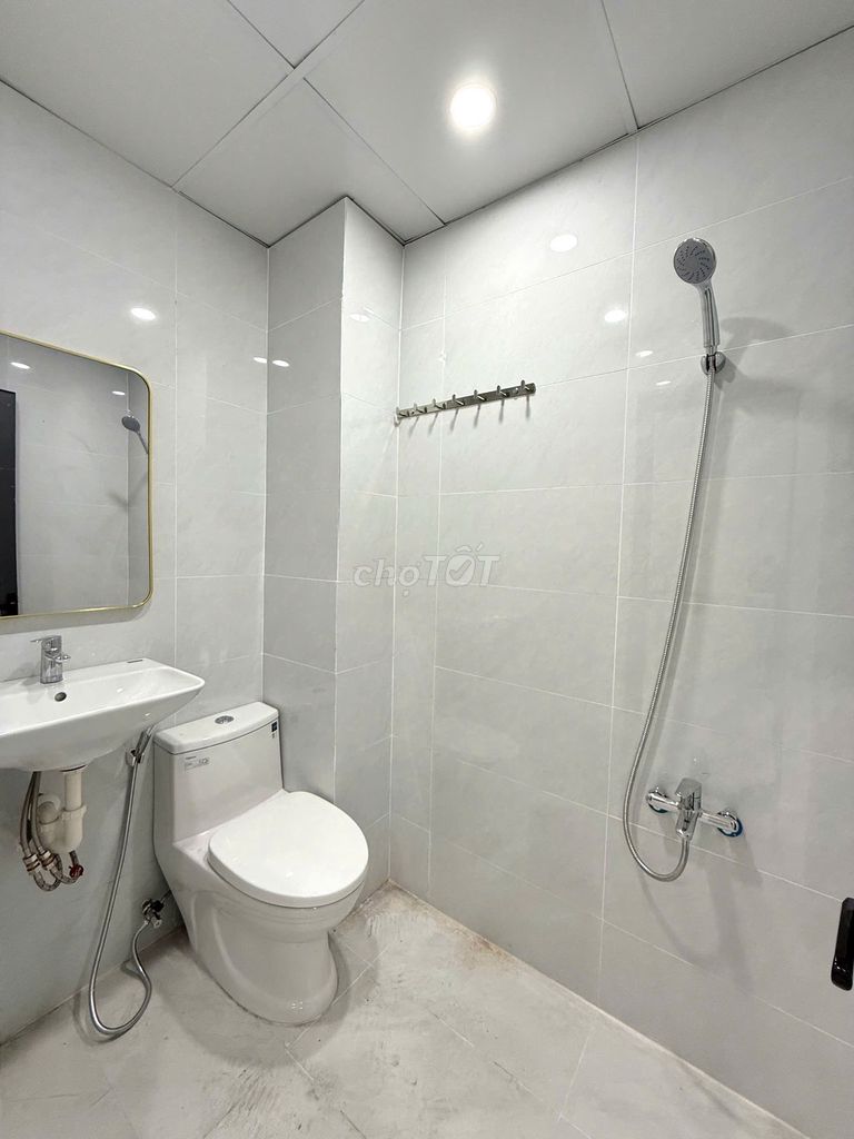 Tám Danh F4 Street rental house.